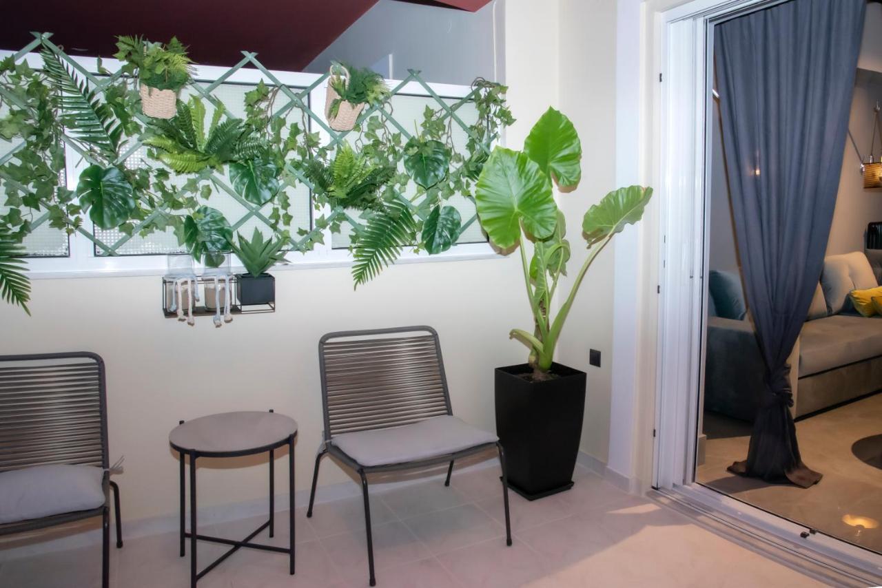 Luxury Premium Suite #1 Халкис Екстериор снимка