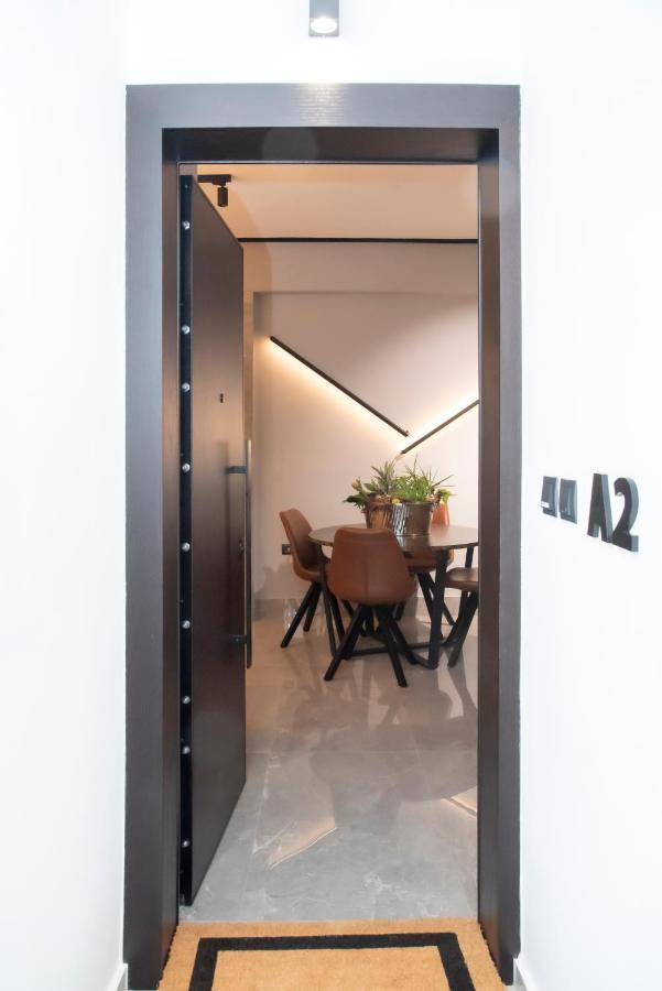 Luxury Premium Suite #1 Халкис Екстериор снимка