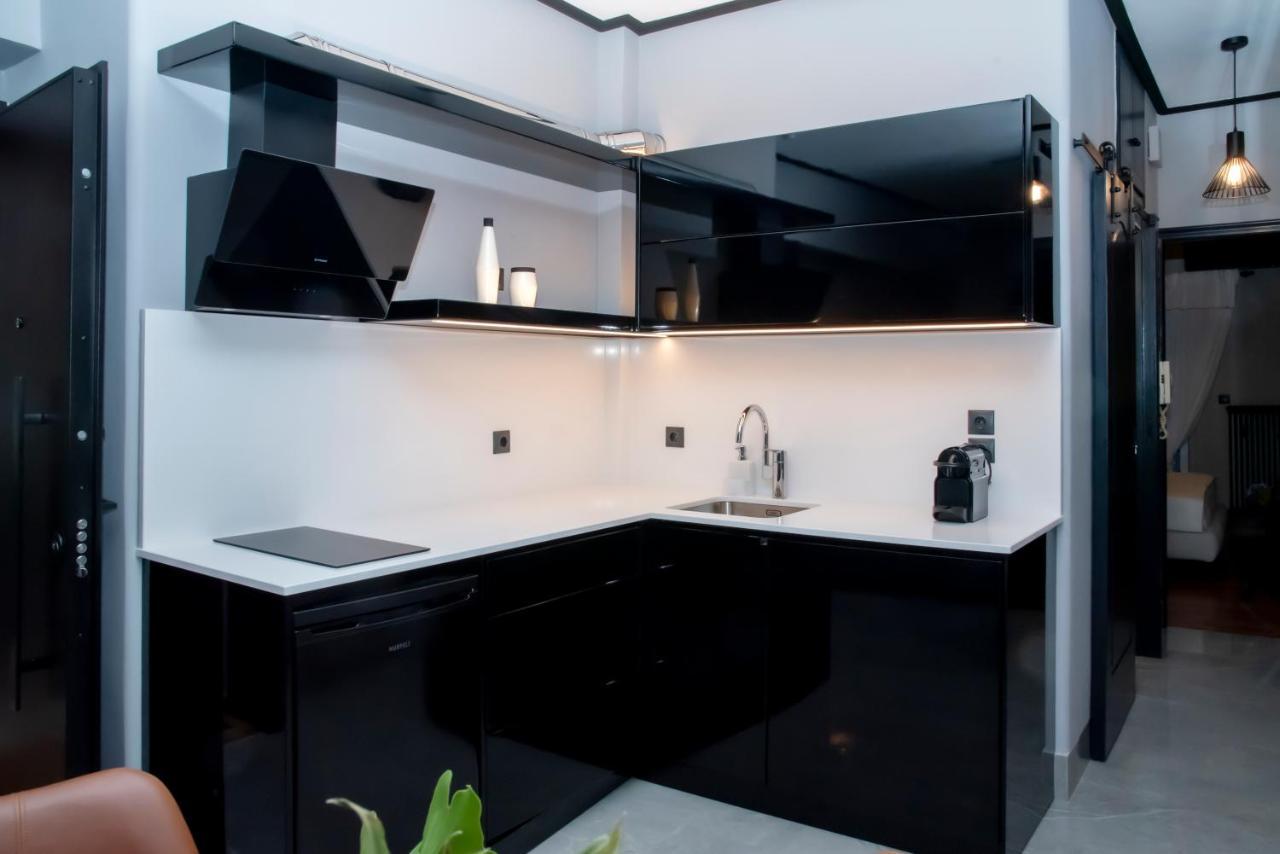 Luxury Premium Suite #1 Халкис Екстериор снимка